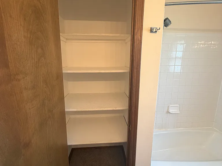 1201 Johnston Dr — Photo 19