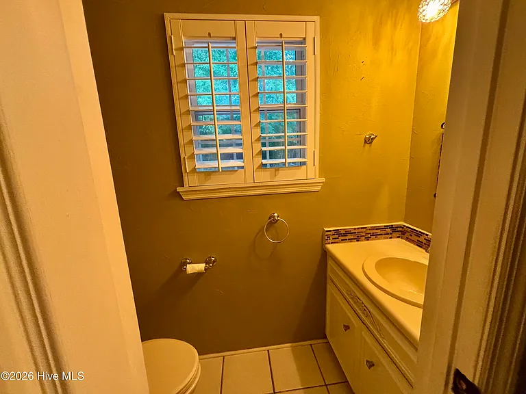 702 Rye Hill Dr — Photo 9