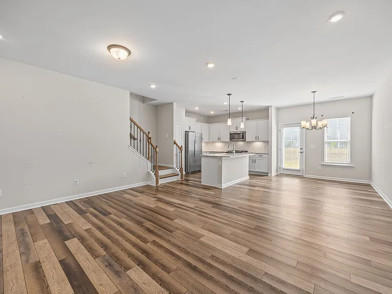 1631 Glacier Dr — Photo 34