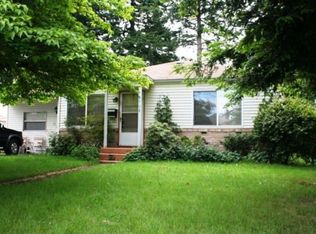 908 NE 109th Ave, Portland, OR 97220