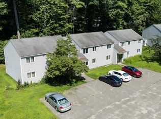 23 Old Stage Coach Rd APT 10, Epping, NH 03042