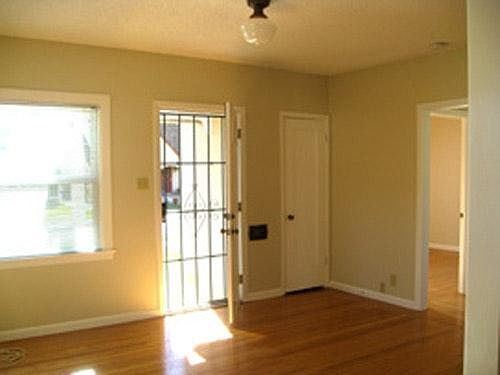 2nd image of 5257 U St