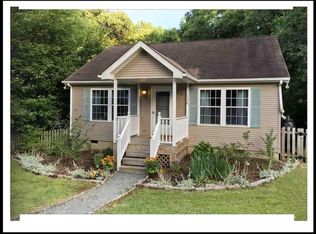 100 Hillcrest Ave #C, Carrboro, NC 27510