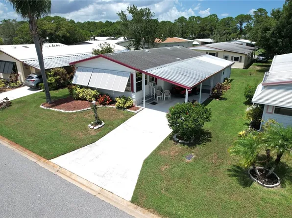 1070 Manila Dr, Barefoot Bay, FL 32976