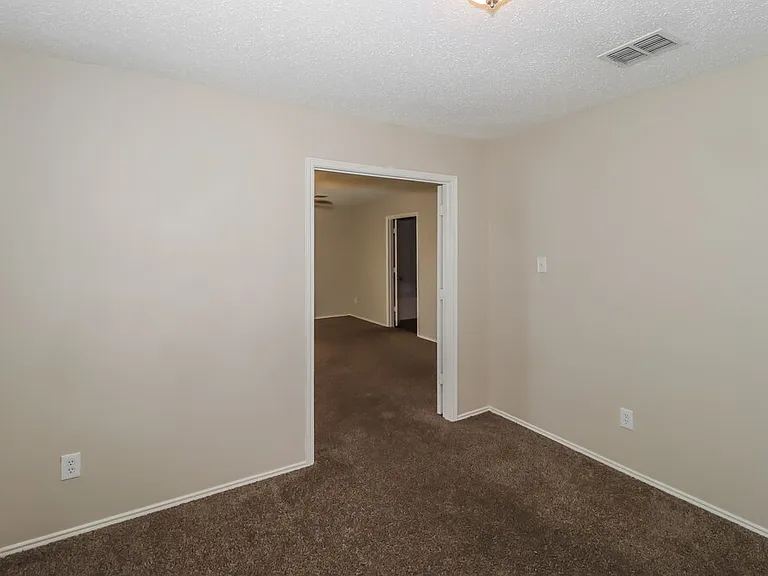 2956 Santa Sabina Dr — Photo 9