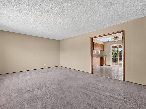 2nd image of 36462 Buckeye St
