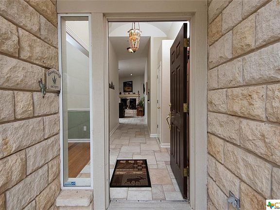 4th image of 107 Cliff Cir