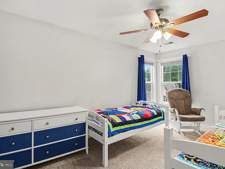 15812 Ibsen Pl — Photo 16