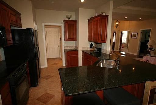 4th image of 3702 SW Kestrel Dr