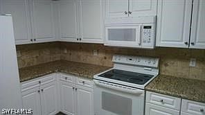 3rd image of 821 Williams Ave