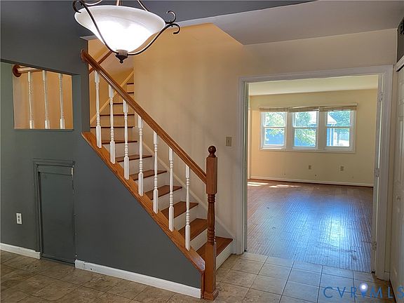 5th image of 111 Park Hill Ln