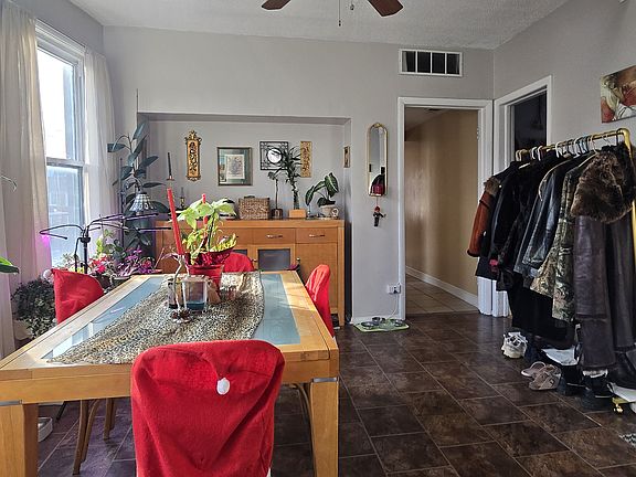 4th image of 2300 N Lawndale Ave #2