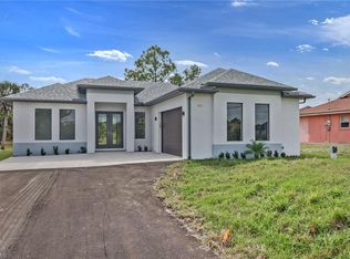 2864 24th Ave NE, Naples, FL 34120