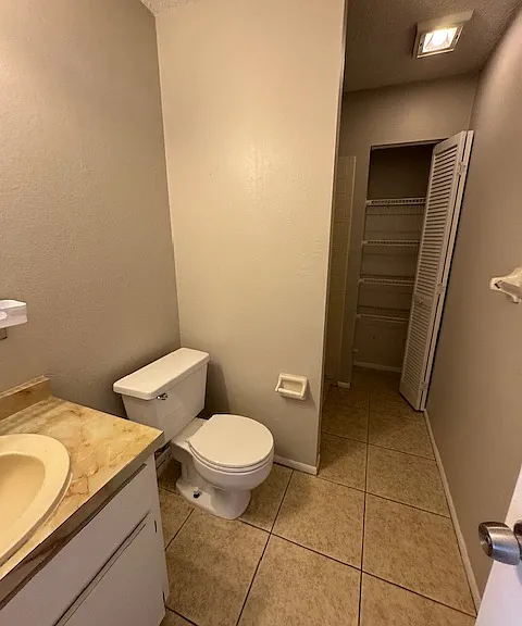 411 Diplomat Pkwy E — Photo 15