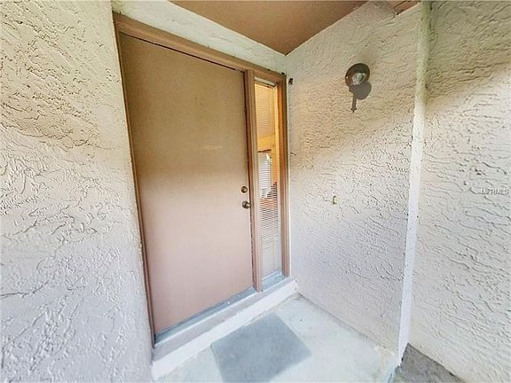 3rd image of 2002 Saint Andrews Pl #2002