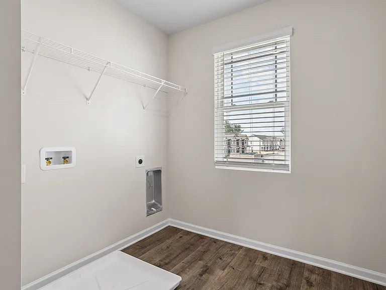 1012 Peony Ln — Photo 16