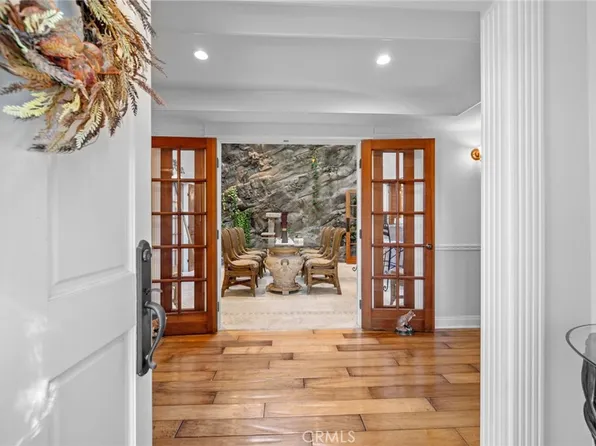 2506 Almaden Ct, Los Angeles, CA 90077