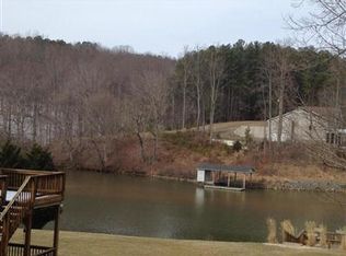 133 Country Oak Rd, Penhook, VA 24137