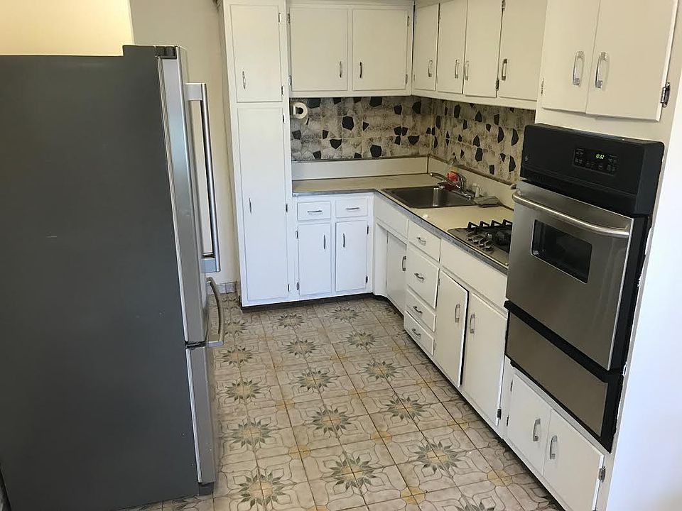 1st image of 2550 72nd St #2