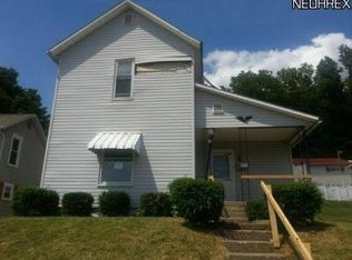 1628 Hay Ave, Coshocton, OH 43812