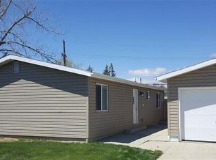 30 Jasmine St, Casper, WY 82604