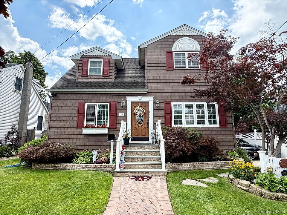 1st image of 55 Willow Lane