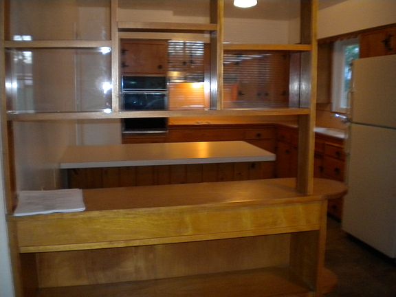 3rd image of 4830 42nd St