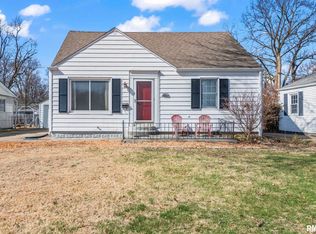 2321 S Pasfield St, Springfield, IL 62704