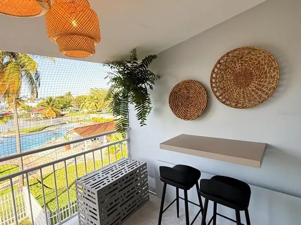 Interstate Highway 1 Condominio Villas De Playa #1, Dorado, PR 00646