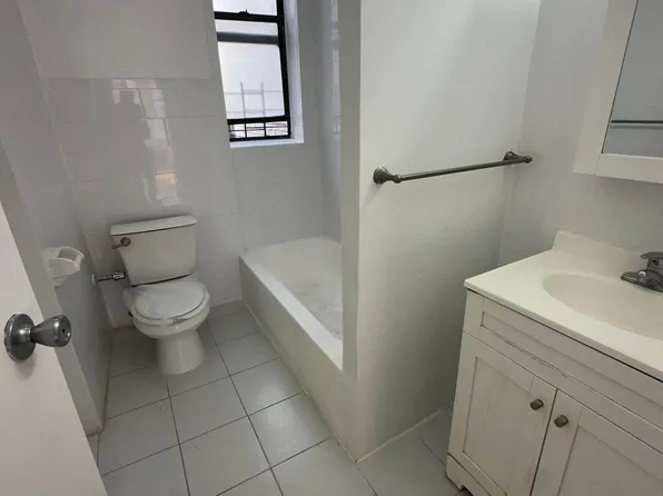 147-17 77th Road image 1 of 1