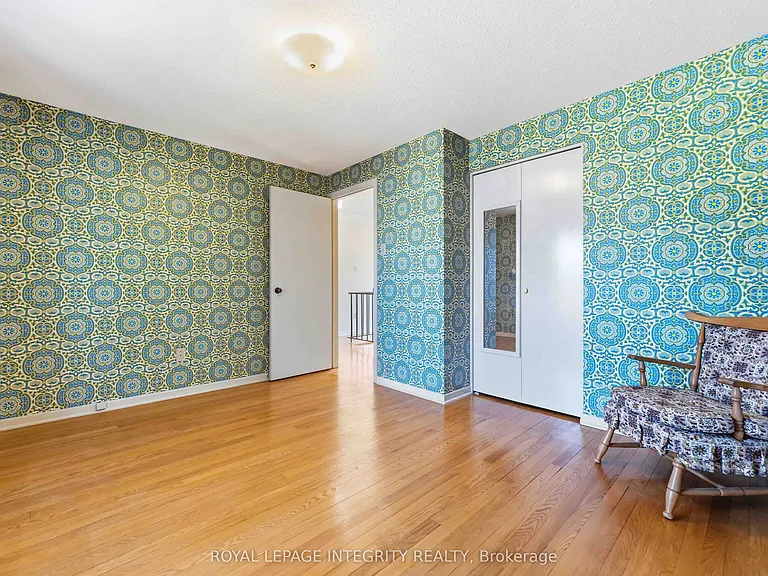 1842 Playfair Dr — Photo 25