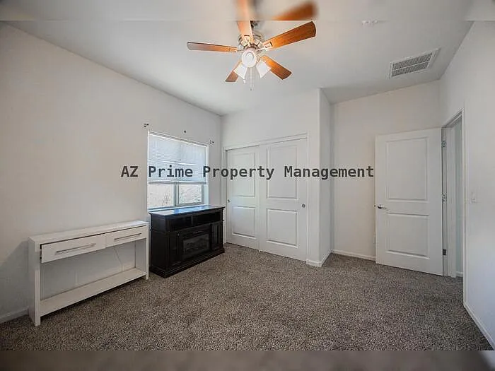 1711 W Pollack St — Photo 20