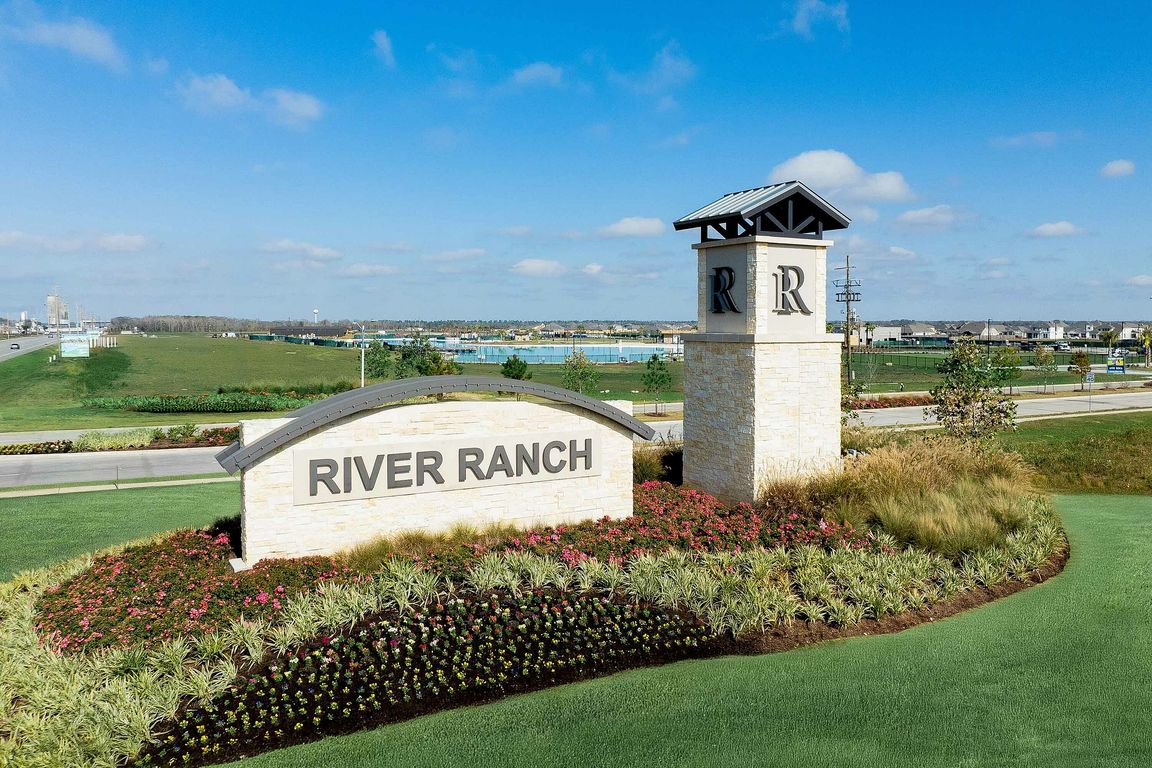 Sundera at River Ranch