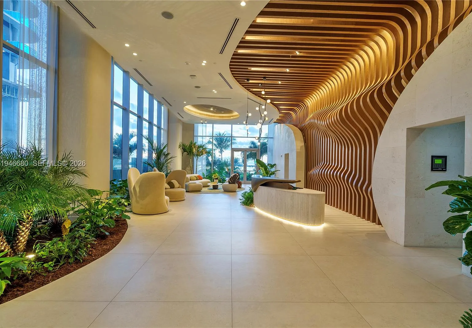 Aria Reserve South Tower — Photo 2