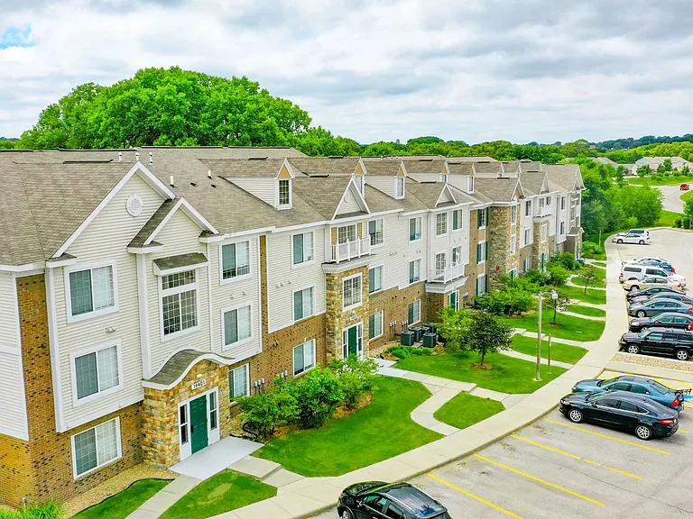 West Hampton Park Apartment Homes — Photo 54