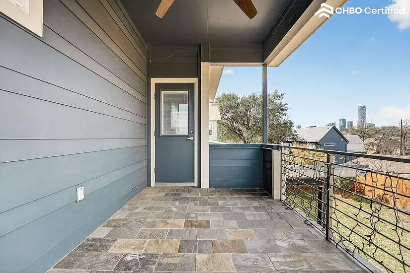 Beautiful Furnished Home in Austin — Photo 2