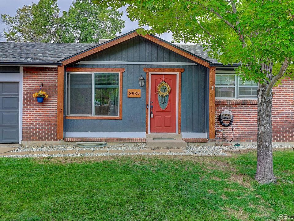 1st image of 8939 W 91st Place