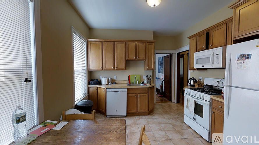 1st image of 223 Holland St #1R