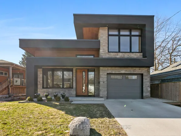 271B Tweed St, Cobourg, ON K9A 2R9