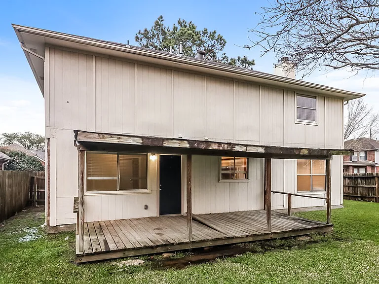 6803 Hedgewick Dr — Photo 17