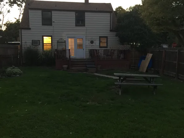 247 Division St, North Tonawanda, NY 14120