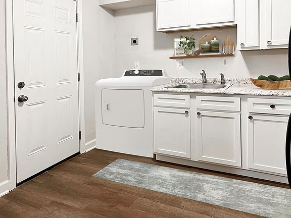 2nd image of 1259 Harbert Ave APT 7