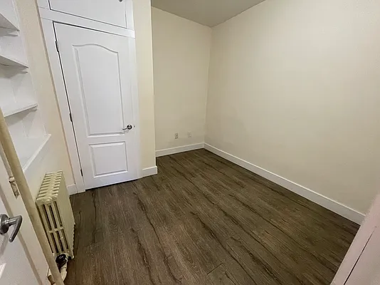 Rented by Metropolis International Realty Inc. | media 12