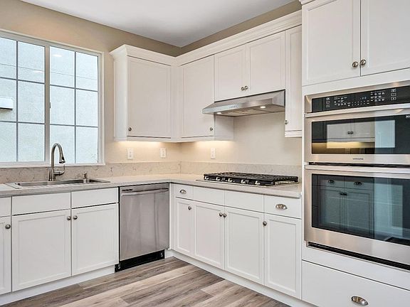 4th image of 2083 Cooper Dr