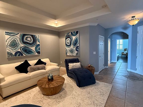 3rd image of 8761 The Esplanade APT 9