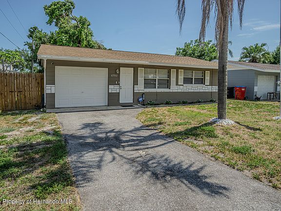 2nd image of 6702 49th Ave N