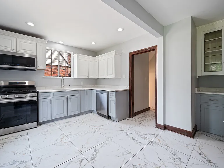 16525 Edinborough Rd — Photo 8