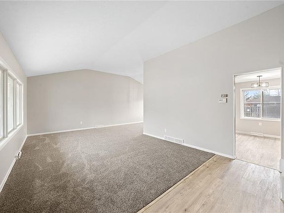 2nd image of 8533 Oxford Dr