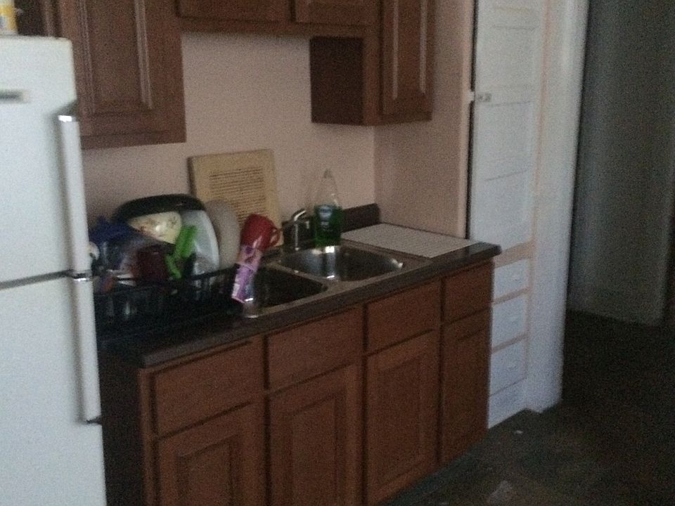 2nd image of 1134 N 33rd St