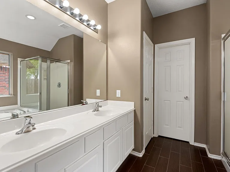 20123 Glen Burn Ct — Photo 17